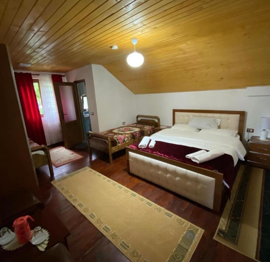 Guesthouse Mehmeti فالبني المظهر الخارجي الصورة